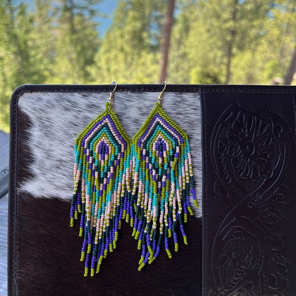 Gorgeous 💋Gold Beaded tassel boho western tribal earrings jewelry purple…New - Picture 5 of 7